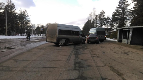 Авария произошла днем 16 марта на 13-м километре автодороги Тверь – Кимры