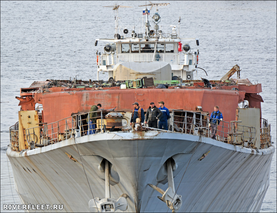В Кимры на утилизацию отбуксируют сторожевой корабль «Дружный»