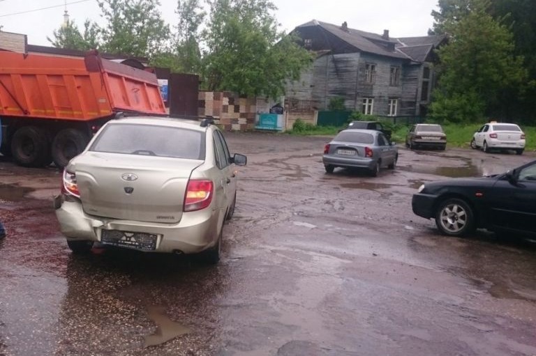 ДТП произошло в четверг, 15 июня, около 07:50 на улице Орджоникидзе в Кимрах
